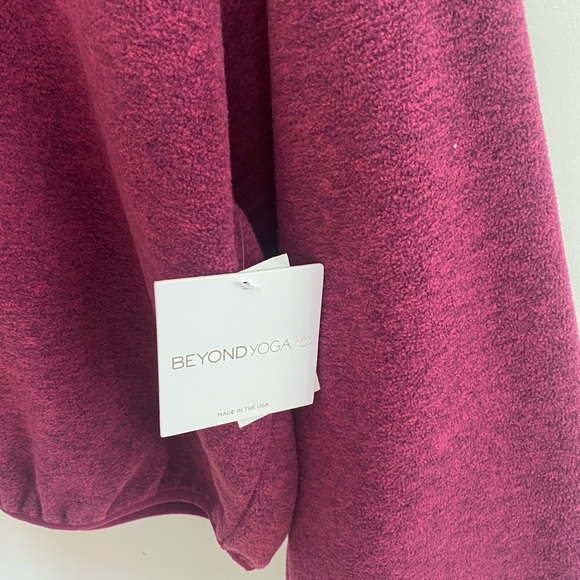 Back East Pullover - Picture 4 of 6